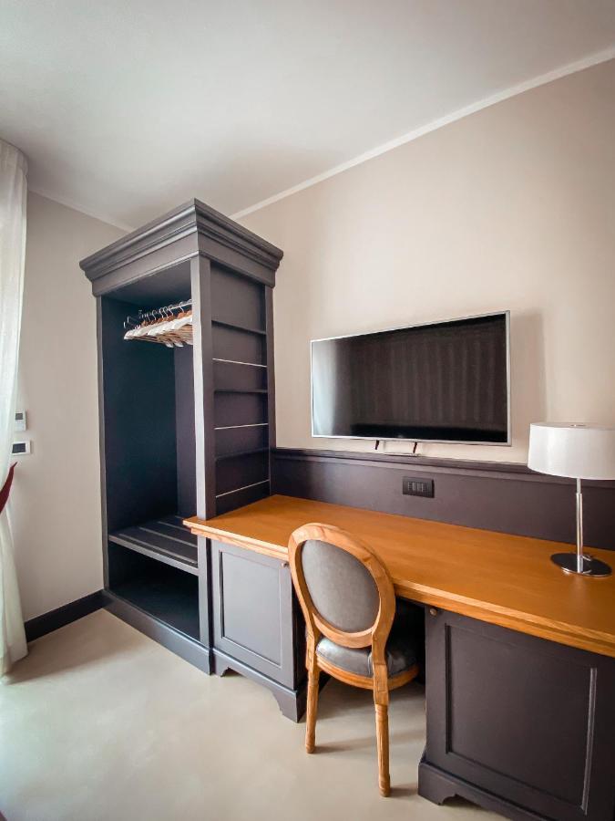 Mh Hotel Varazze Exteriör bild